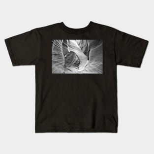 Underground Arch In Black And White Kids T-Shirt